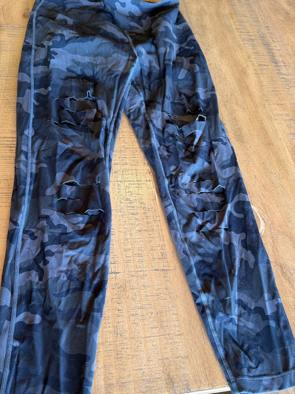 Zyia Camo Slash Leggings